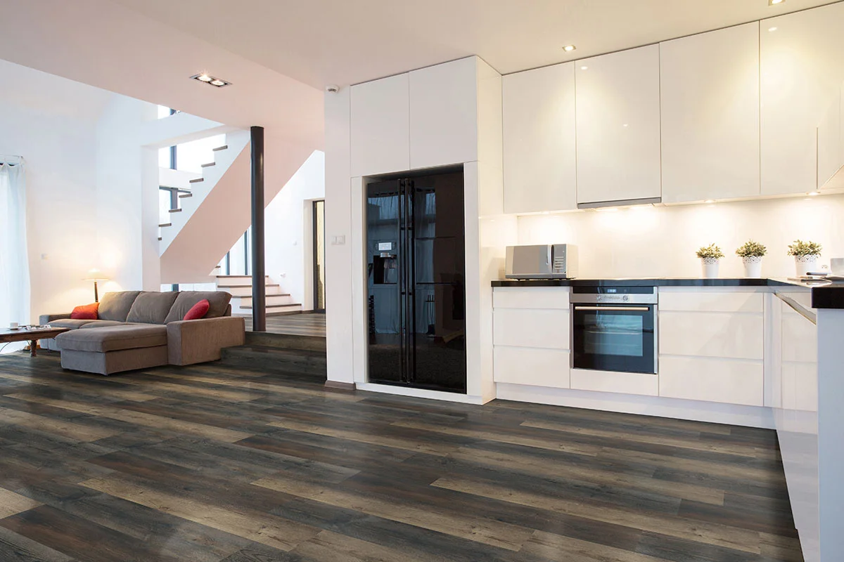STABLE LUXURY VINYL PLANKS - Image 2